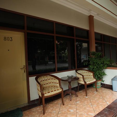 Langensari Hotel Cirebon Exterior foto